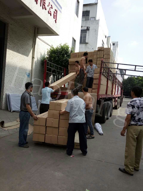 發(fā)往湖南長(zhǎng)的臨澧縣的醫(yī)用病床 發(fā)往湖南長(zhǎng)的臨澧縣的醫(yī)用病床