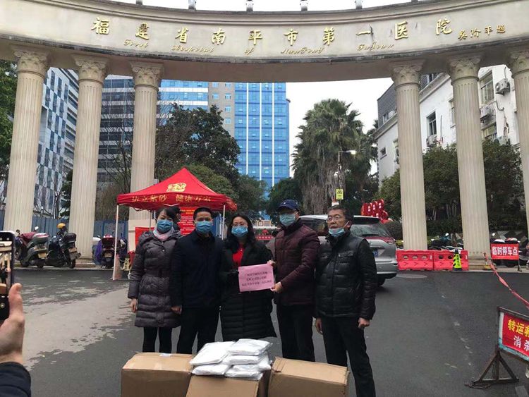 捐贈防護(hù)隔離服